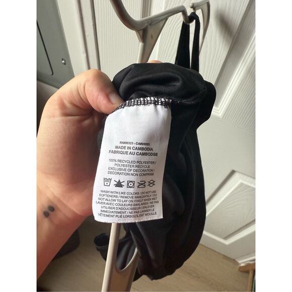 Nike Women's Dri-Fit Tank Top Black Elastic Strap Medium Workout Running Gym - Picture 4 of 5